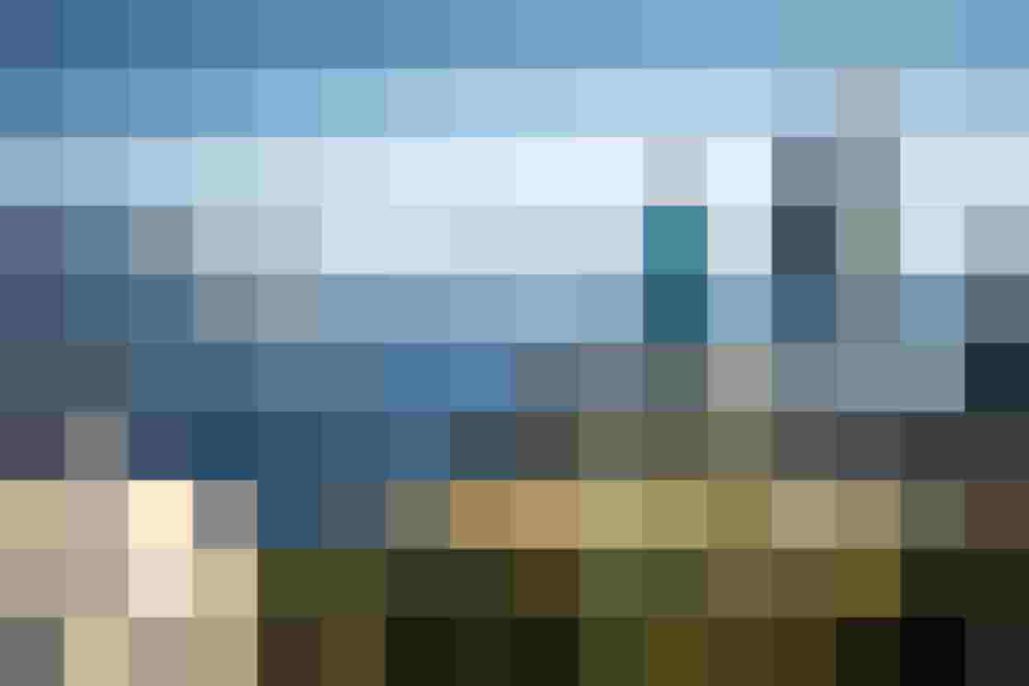 Paar beim Wandern am Arlberg mit Alpenpanorama, sportlicher Urlaub nahe Hotel St. Anton